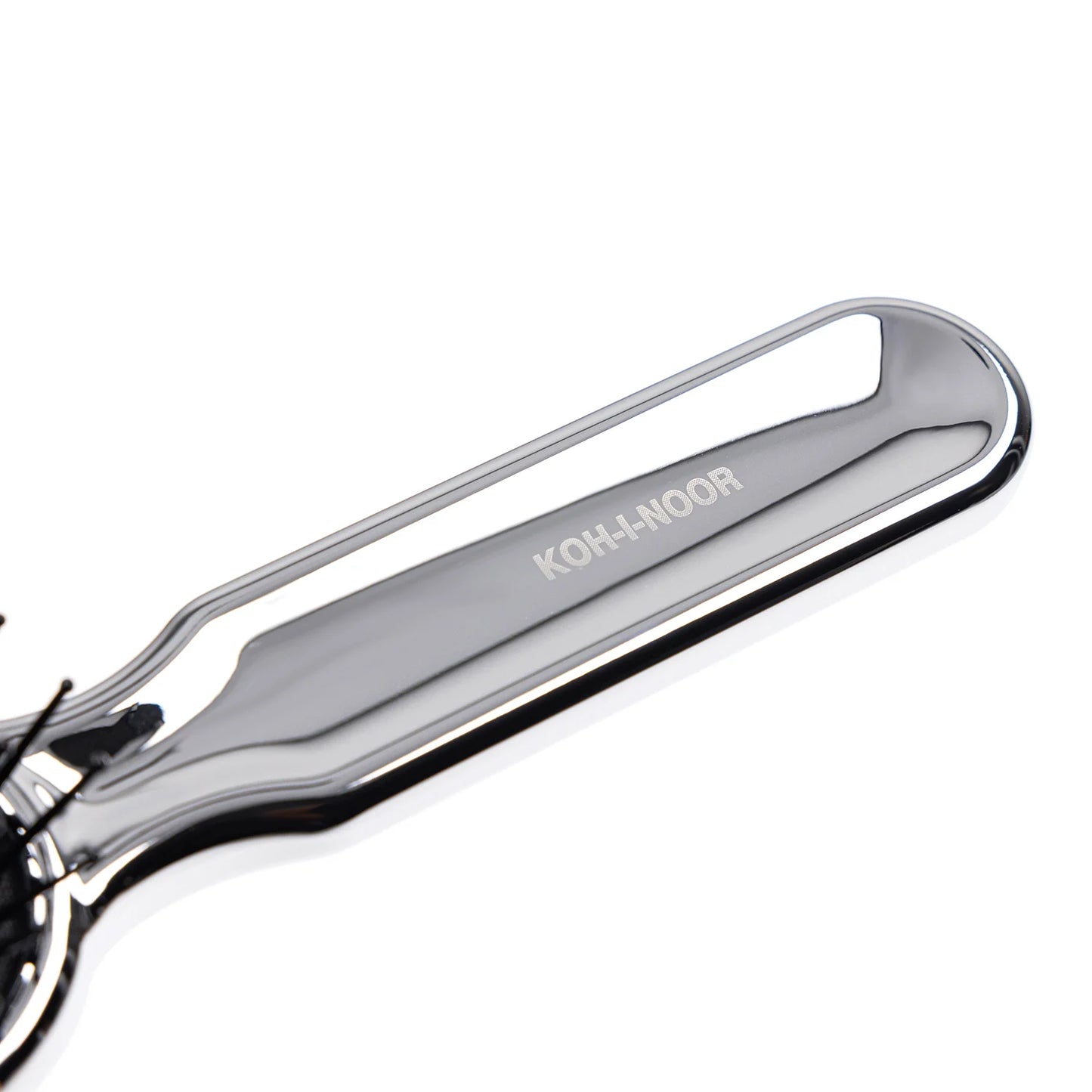 Metallic Pocket Pneumatic Hair Brush with Plastic Pins Oval Medium CHROME